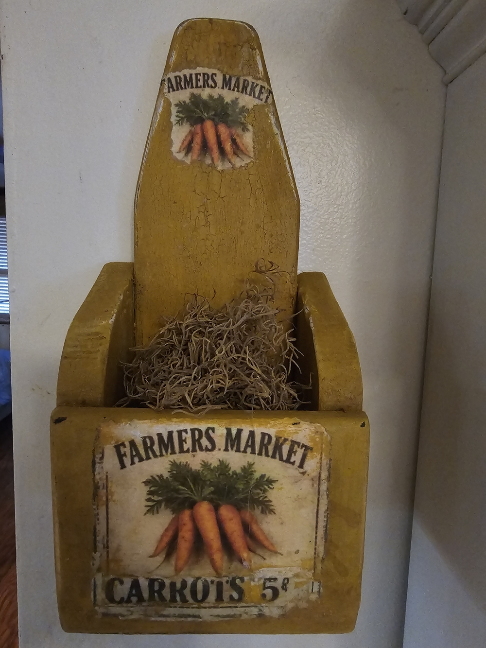 Farmers Market Yellow Wall Planter - Rustic Carrot Design